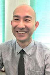 代表取締役社長　加藤　亮太郎　写真